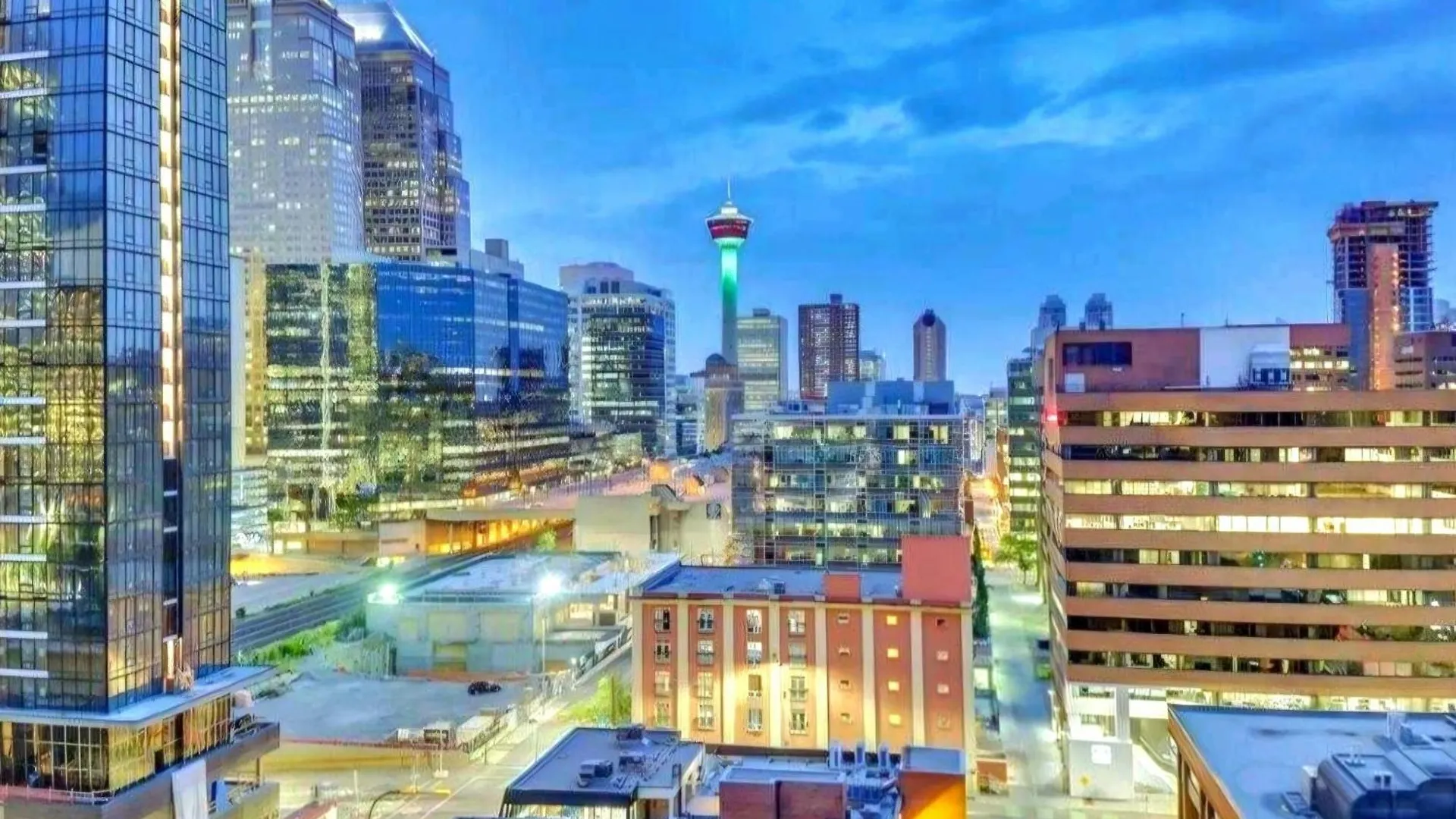 Luxurious Downtown Condo With Spectacular Views Calgary 0*,