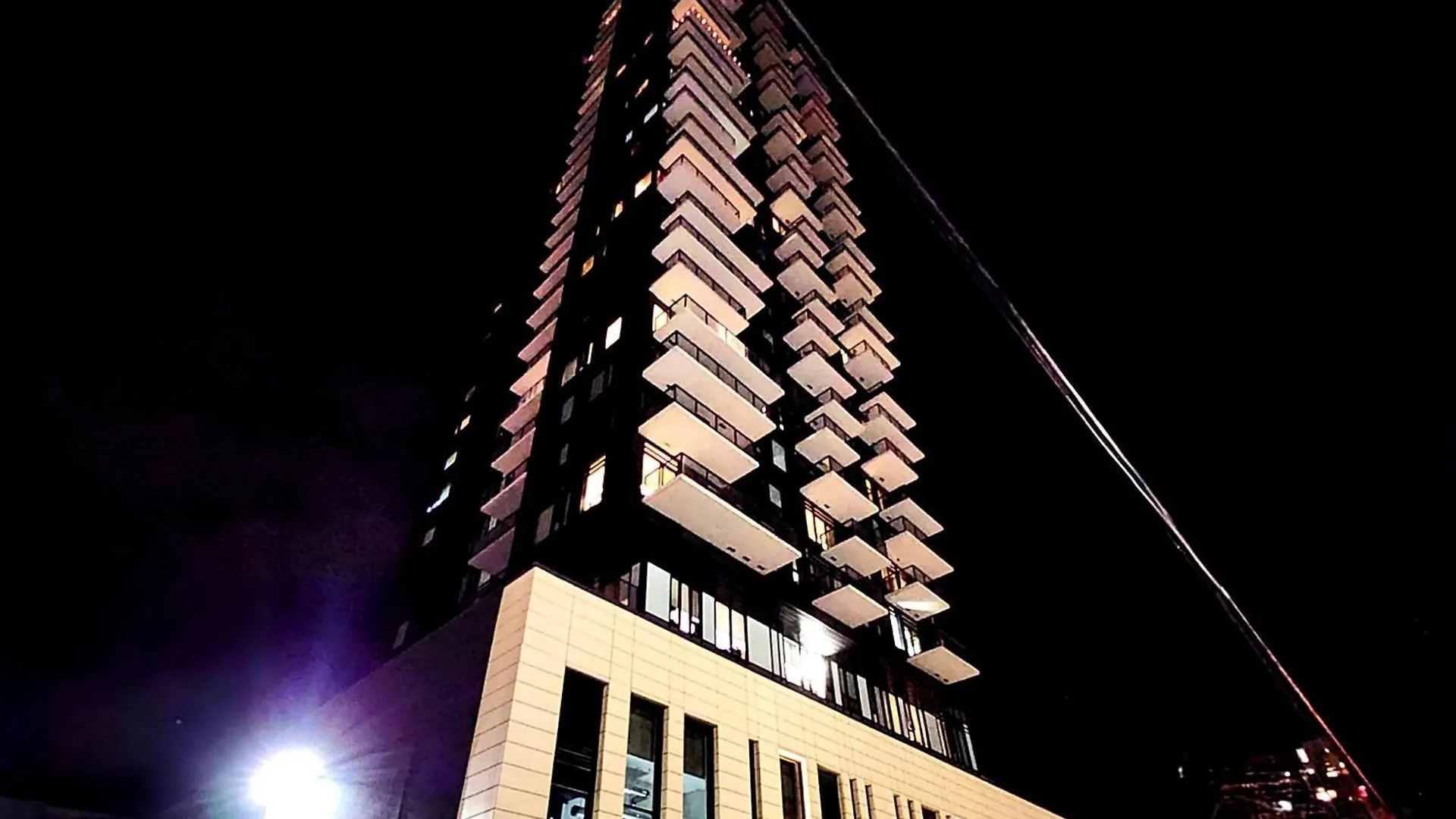 Apartment Luxurious Downtown Condo With Spectacular Views Calgary